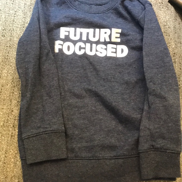 Cat and Jack boys sweater/sweatshirt size 5T - Picture 1 of 1